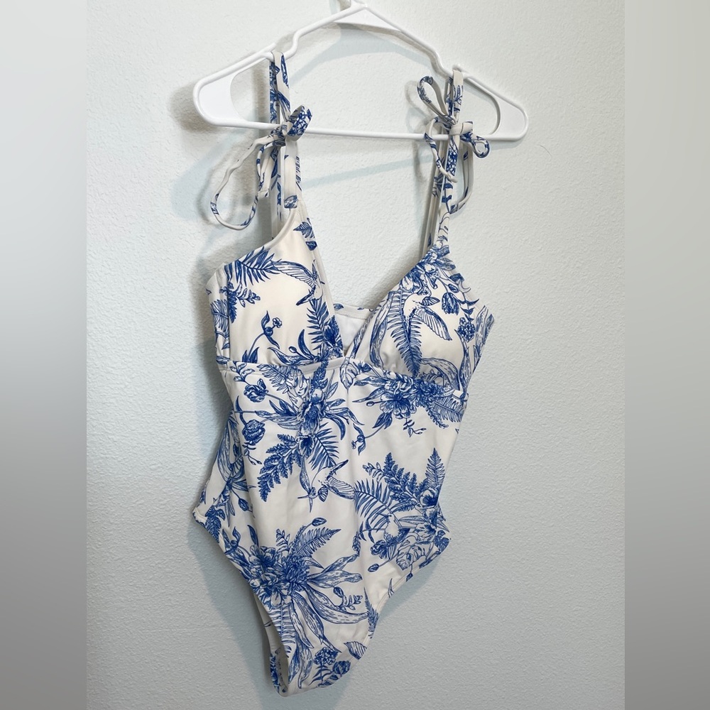 Kona Sol One Piece Swimsuit